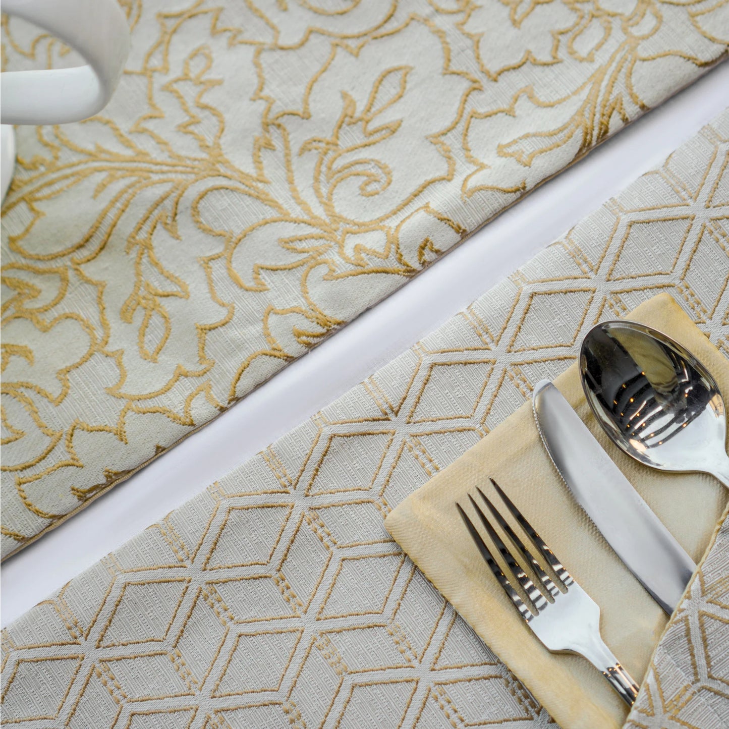 Paradise Bloom Golden Cluster Table Set
